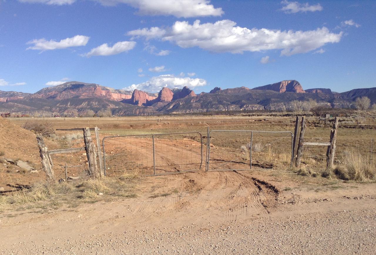 Harmony Belle At Kolob Canyon Panzió New Harmony Kültér fotó